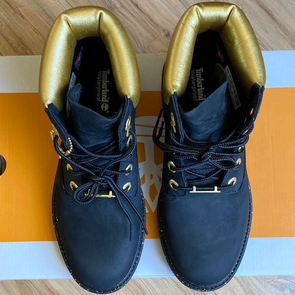 🔥HOST PICK🔥TIMBERLAND® Women’s 6 Inch Heritage Boots Sz 7.5 M - Picture 14 of 16